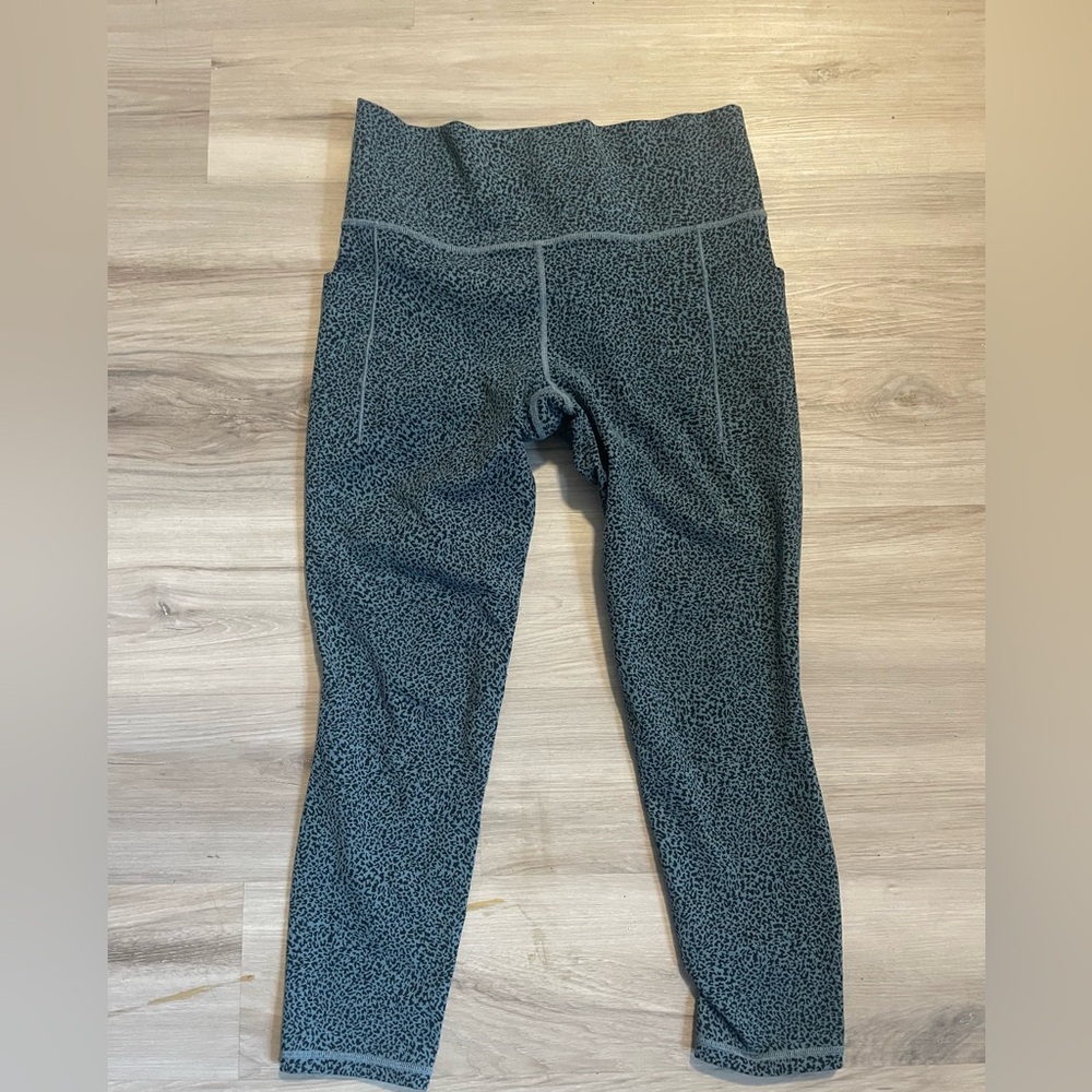 Athleta Gray Patterned Leggings HARDLY WORN